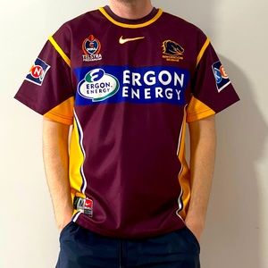 Brisbane Broncos 2002 Home Jersey - Medium - Nike - Maroon & Gold